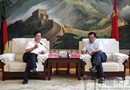 住房和城乡建设部副部长王宁来中国国际门窗城调研 