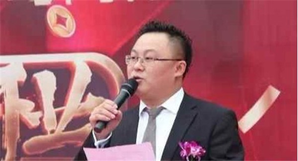 中窗旭门