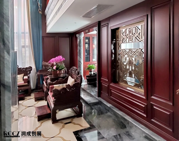 润成创展木门带大家赏析一下极具中国文化的别墅