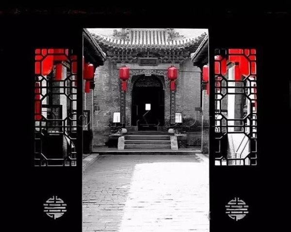 卡尔·凯旋木门：雕工精美的中国式门和窗