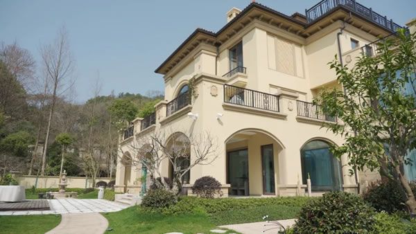 沃伦门窗·杭州实景案例｜在香格里拉别墅区的阳光下漫步