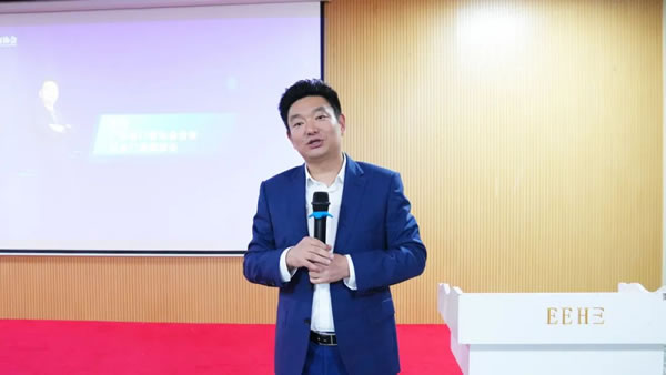 安柏瑞门窗·行业研讨|中国门窗会长单位举办智库讲堂会议，为行业攻克困境赋能！