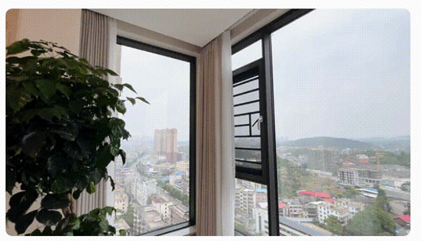 伊盾门窗·实景案例丨人见人夸的无敌江景，装上落地窗效果绝了