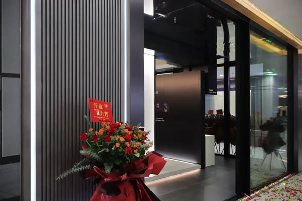 品牌聚焦 | 28天速成新店 NARUSI 广州旗舰店璀璨启幕！