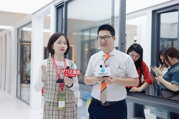 超强阵容！百利玛门窗惊艳广州建博会，行业大咖齐聚，共话门窗新趋势！