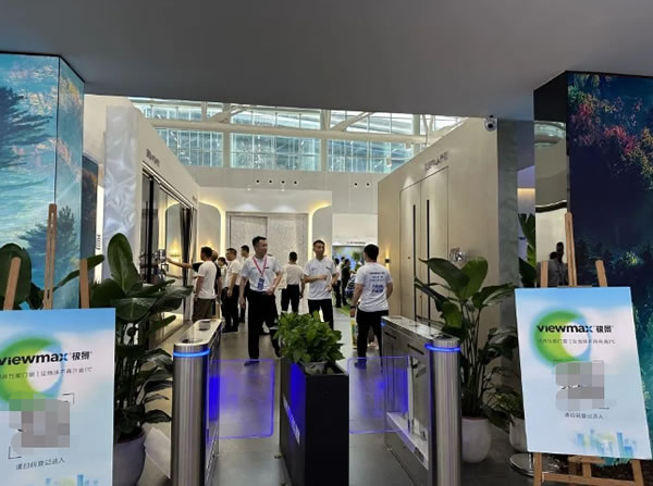 不想卷，来极景|中国建博会（广州）第一天，极景展位爆满，成为焦点