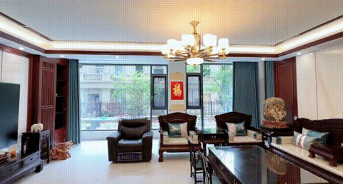伊盾门窗 | 实景案例丨装上系统门窗之后，隔壁邻居都后悔了