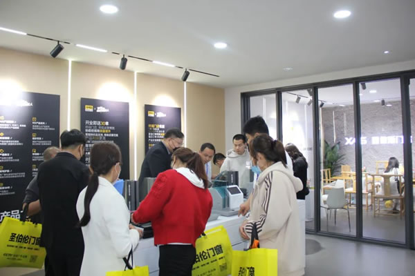 鑫傲斯门窗成功亮相第十四届中国（临朐）家居门窗博览会