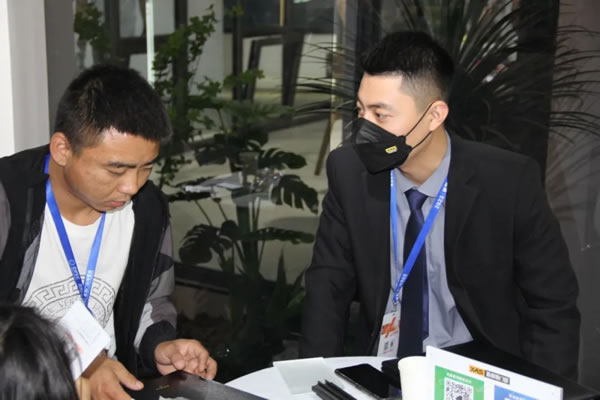 鑫傲斯门窗成功亮相第十四届中国（临朐）家居门窗博览会