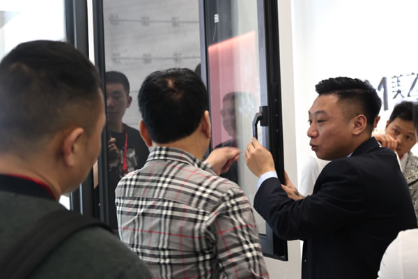 狂飙49城 | 美之选门窗爆款新品发布暨全国财富峰会完美收官！